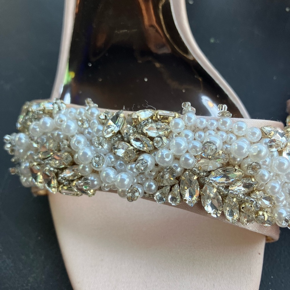 Badgley Mischka Women's Elegant Blush pink Embellished Heels - Cream - Picture 4 of 8
